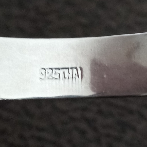 Sterling Silver Bangle Bracelet - Picture 12 of 12